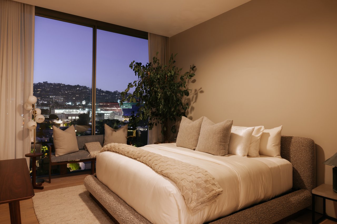 8899 Beverly Blvd Unit: 8B, West Hollywood 