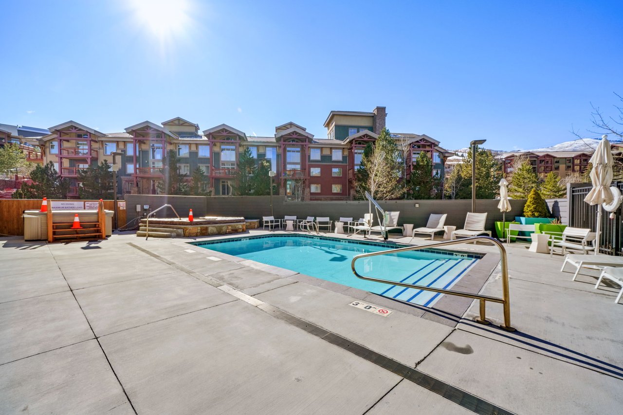 2670 W Canyons Resort Drive, 127