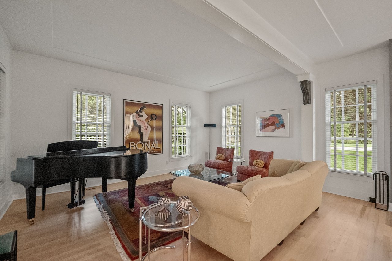 5425 Brookdale Rd, Bloomfield Hills, MI 48304