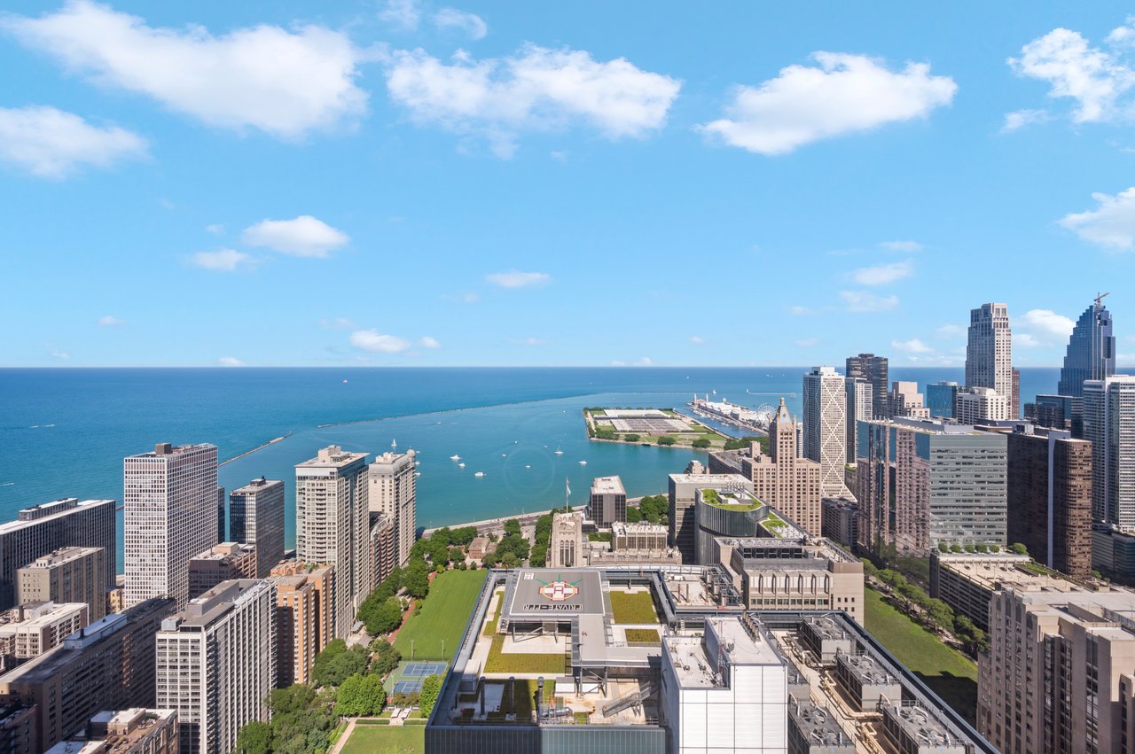 161 East Chicago Ave 50B