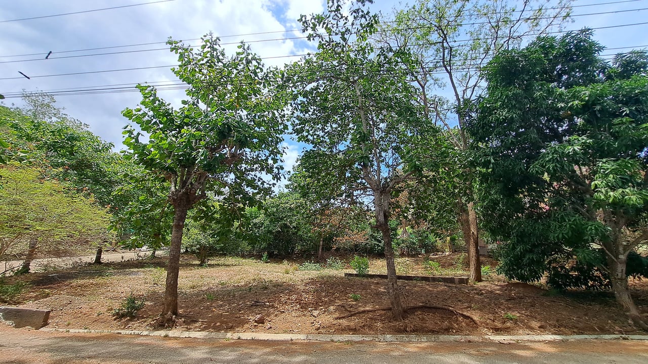 Prime Montañas de Conchal Lot for Sale | Walk to Playa Puerto Viejo, Near Playa Conchal & Flamingo