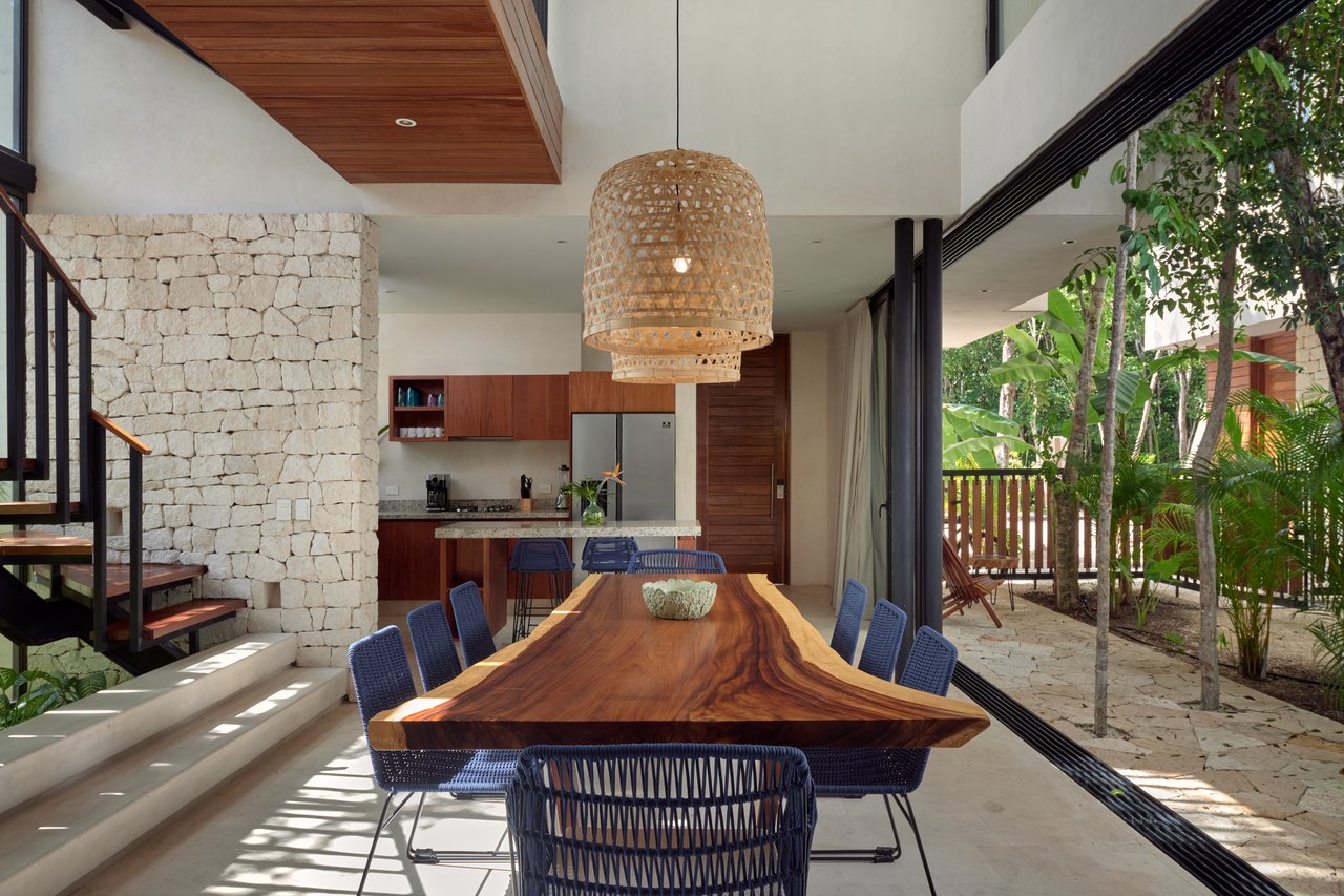 Casa David | 3BR Jungle Villa w/ Rooftop Pool