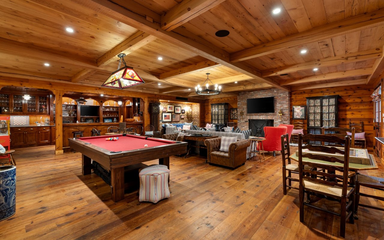 1900 Old Ranch Road, Sullivan Canyon