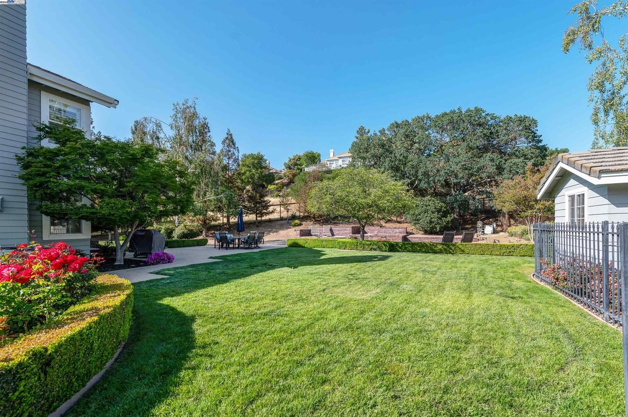 1398 Benedict Ct