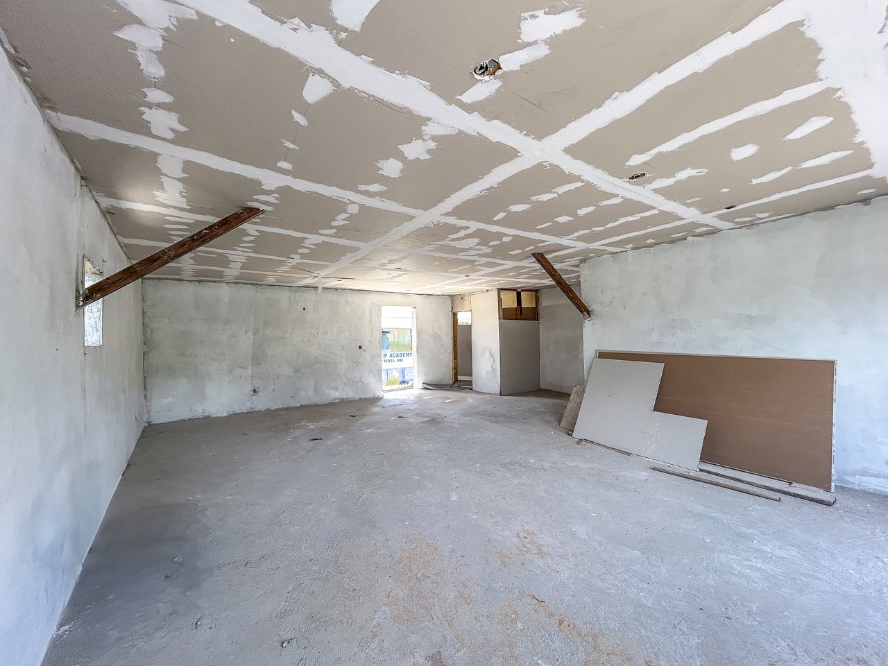 FireTrail Road Commercial Space