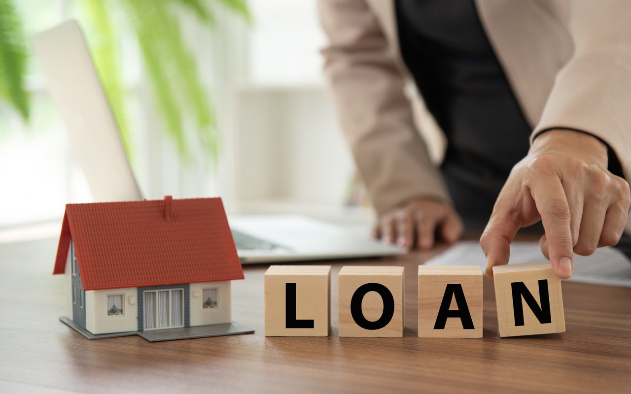 Understanding the 4 Main Types of Home Loans: VA, USDA, FHA & Conventional