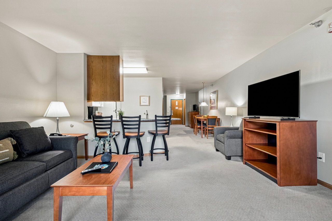 111 Center St. Unit 235 