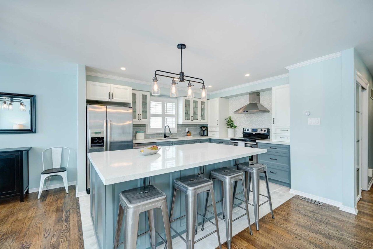 681 Chiron Cres