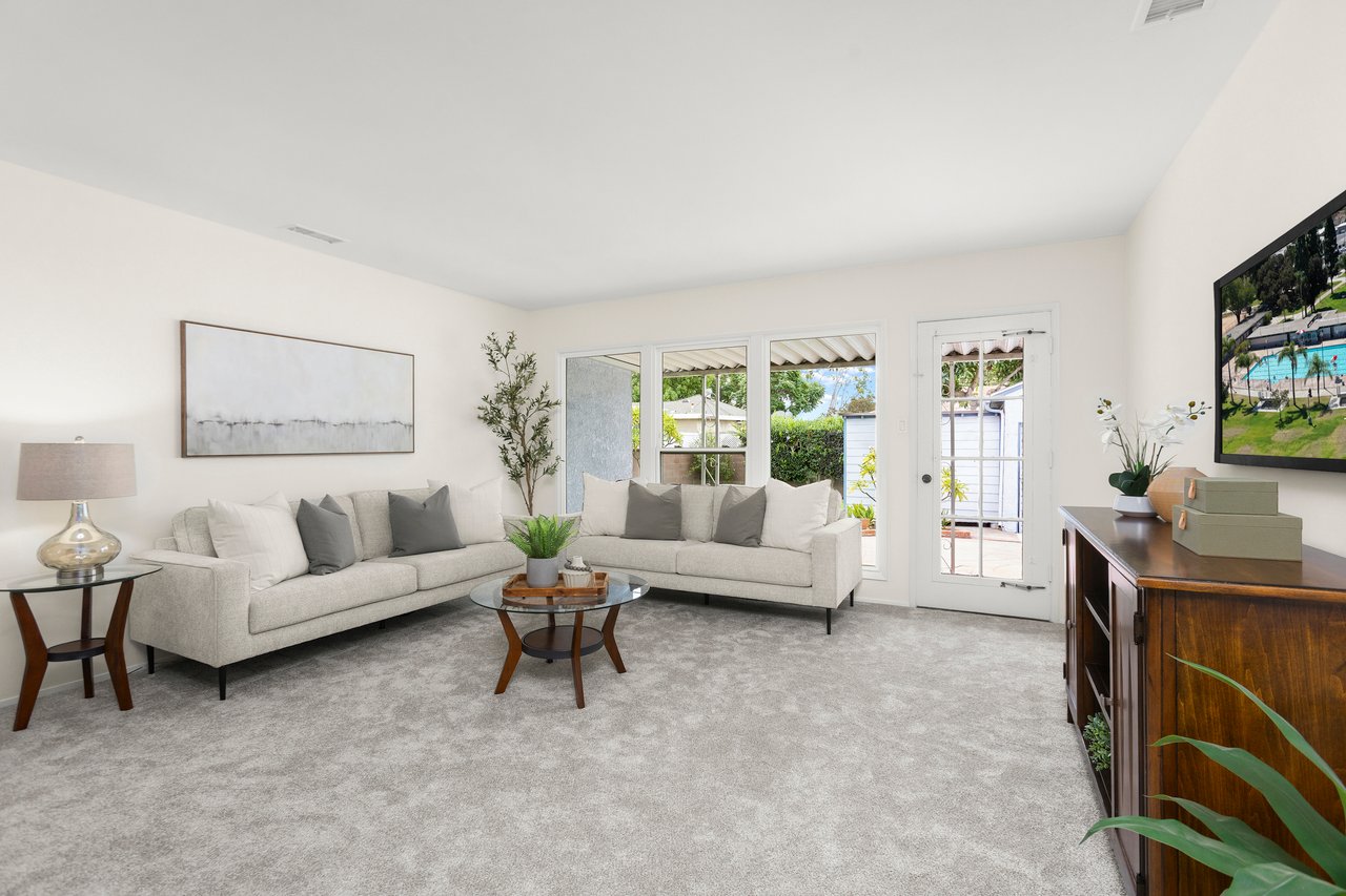 2842 Silva St, Lakewood