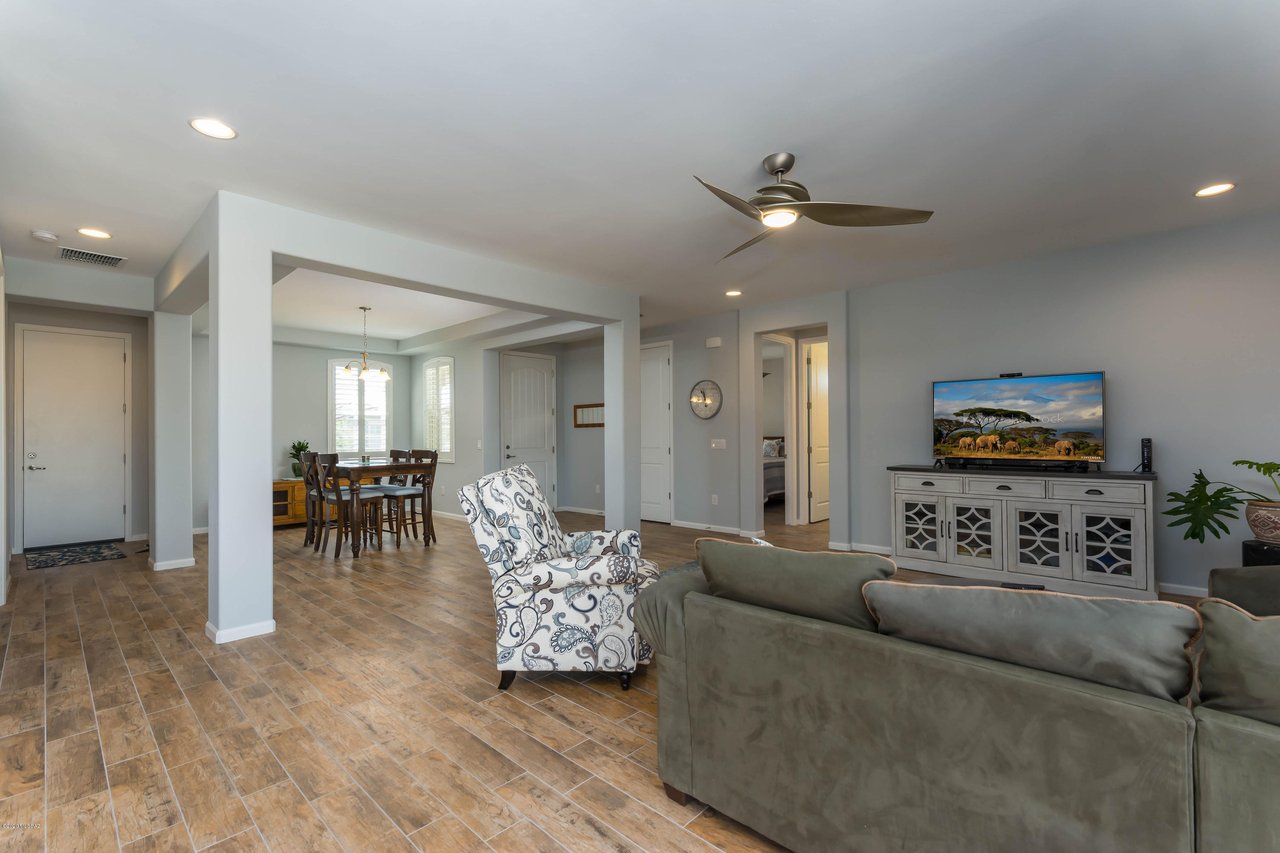 7250 W Secret Bluff Pass