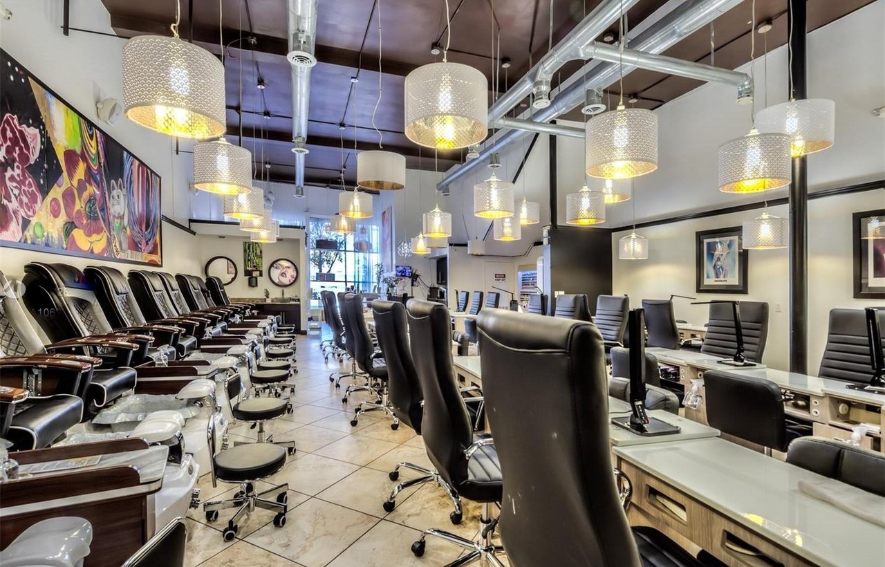 GH Commercial Sells Luxe Miami Beach Nail Salon