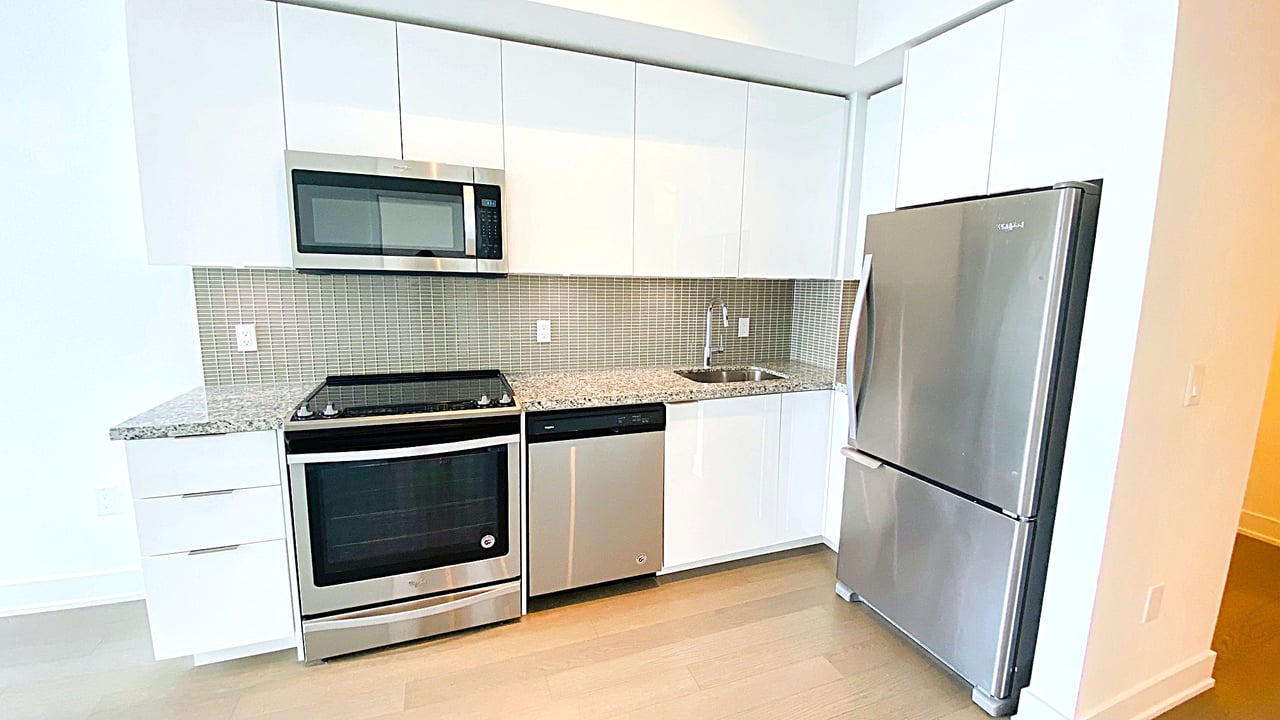 20 Shore Breeze Drive Unit: 903