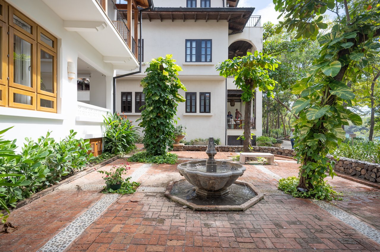 El Prado Lot #18 | Near the Coast Home Construction Site For Sale in Las Catalinas