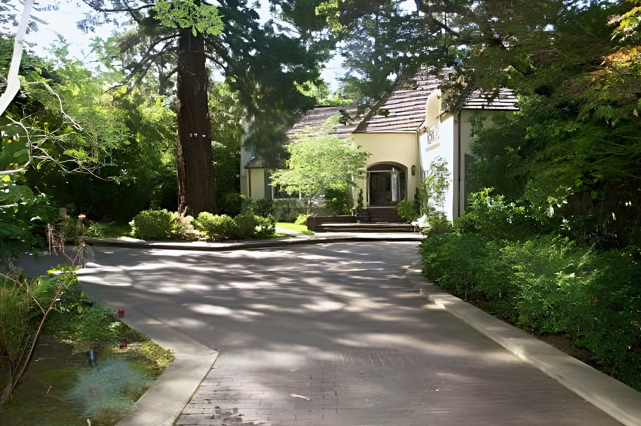 1820 Brookvale Road