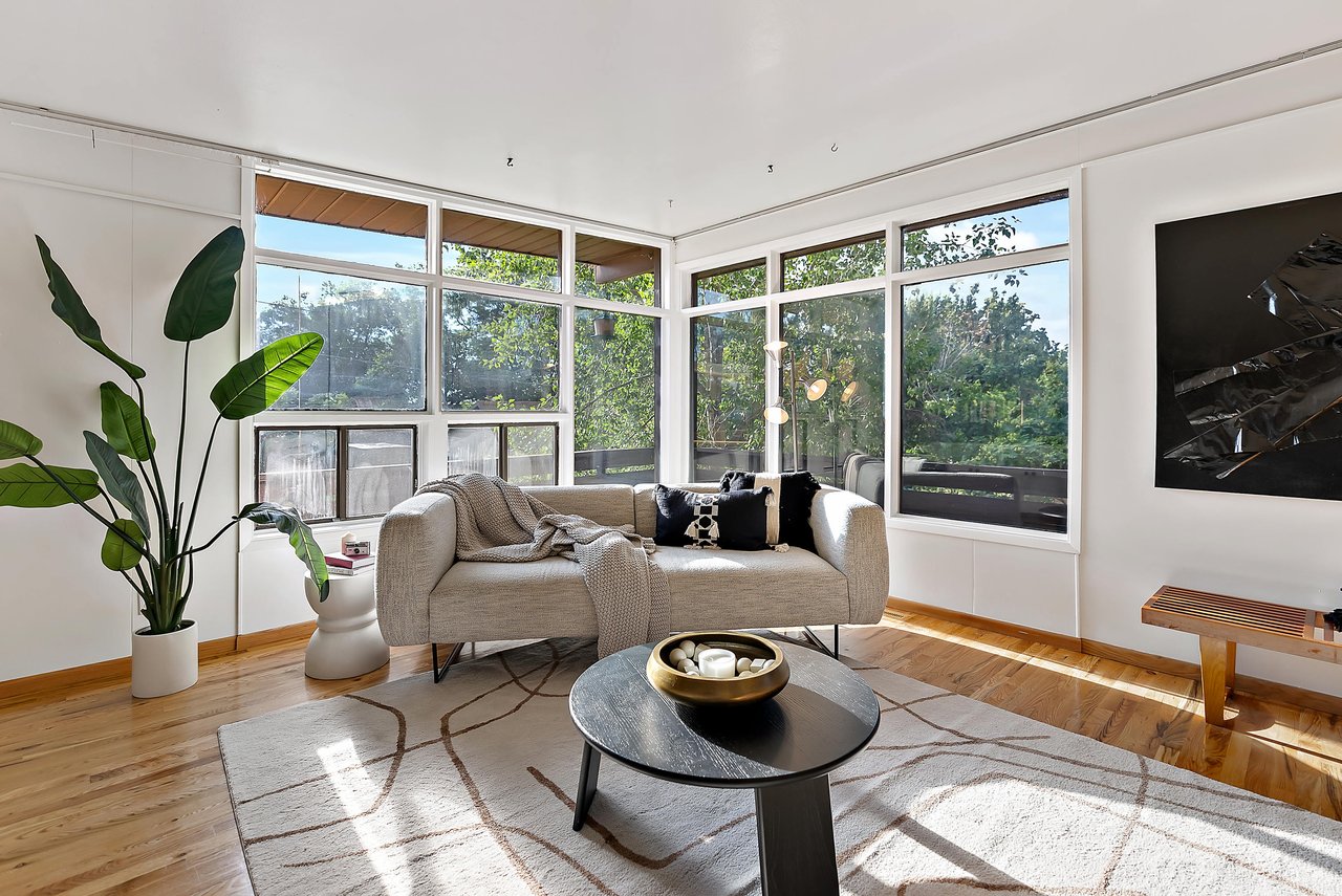 980 W 99th Ave