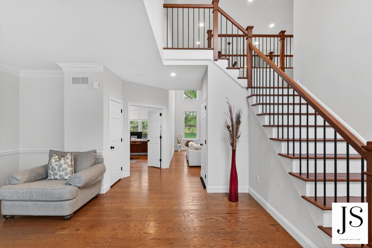 7 Overfield Ln, Glen Mills, PA 19342