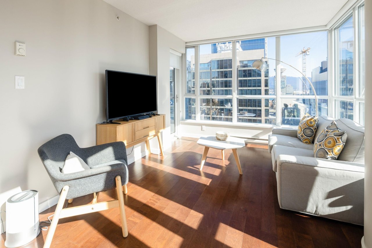 833 Seymour St, #1603