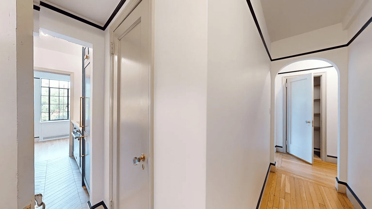 1 Christopher St APT 4H