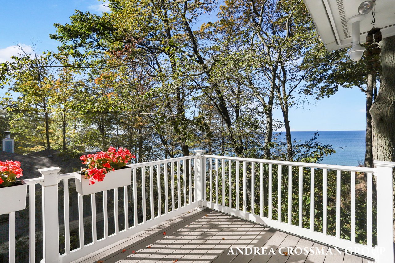 9565 Whispering Sands Dr