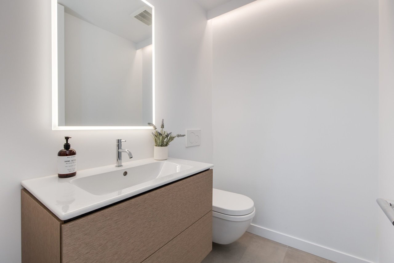 1328 E Pomelo Grove Ln.