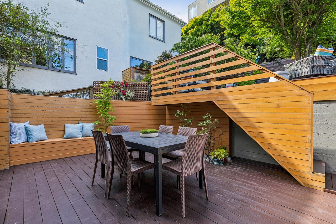 34 Dorantes Avenue