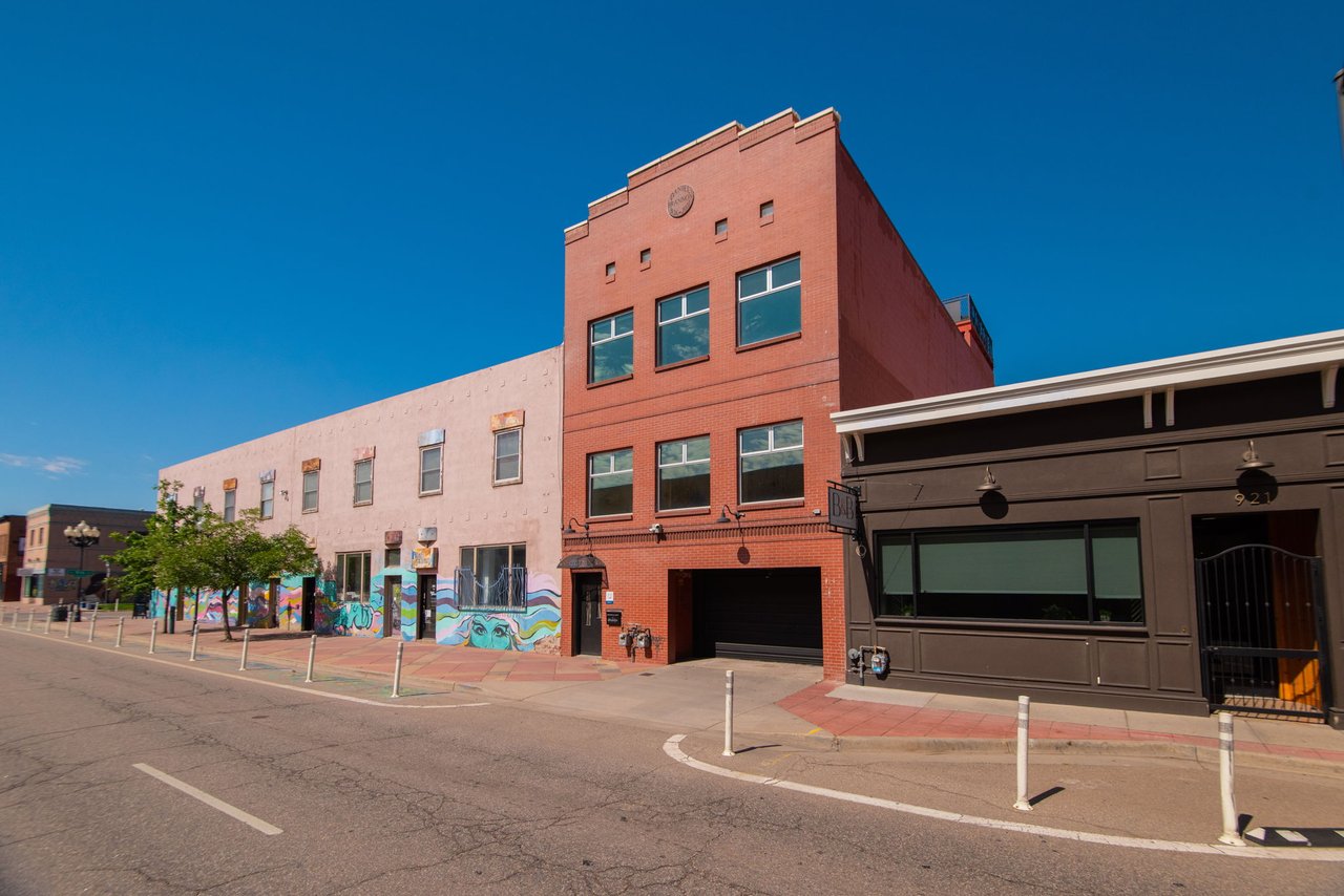919 Santa Fe Drive