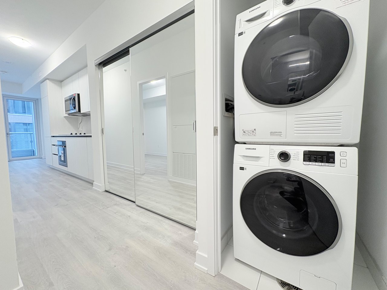 #327 - 15 Richardson Street, Toronto Unit: 327