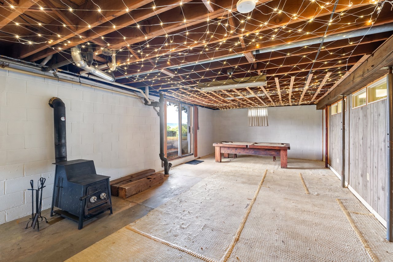 9692 Highland Ave, Dansville