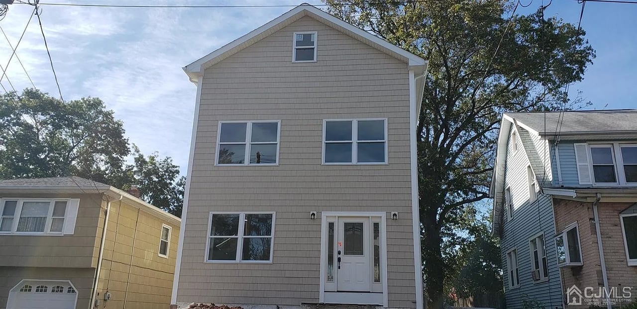 135 Cooper Ave