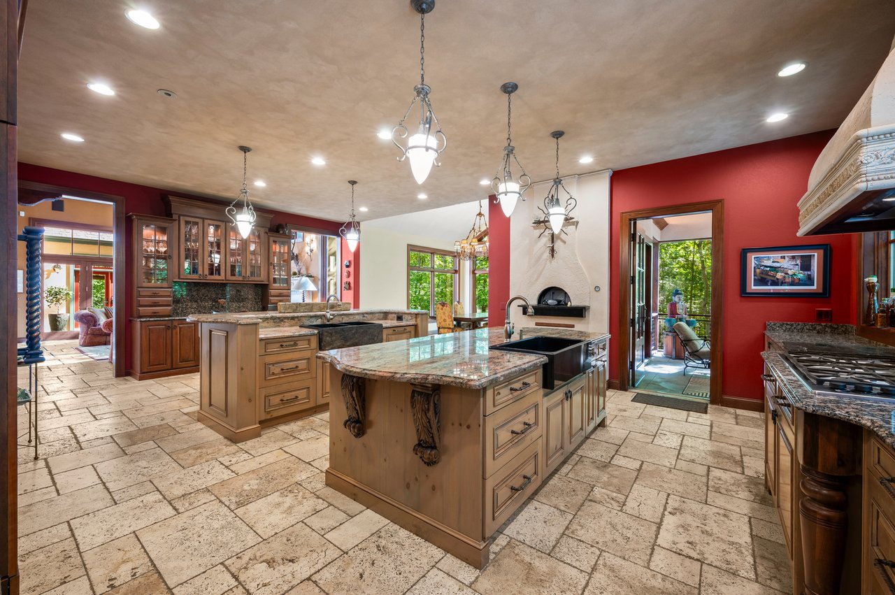 Wooded Coastal Retreat