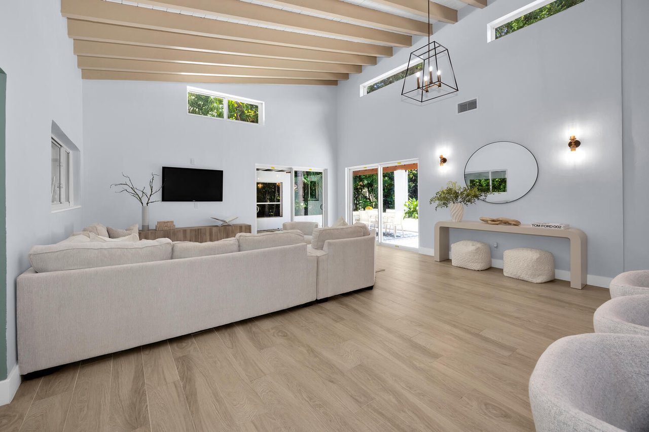 Coral Gables Beauty Just Listed