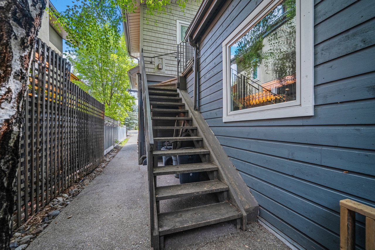 140 Rundle Crescent