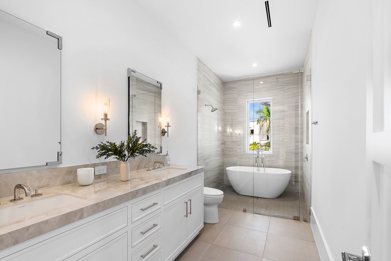 Designer Furnished Waterfront Retreat