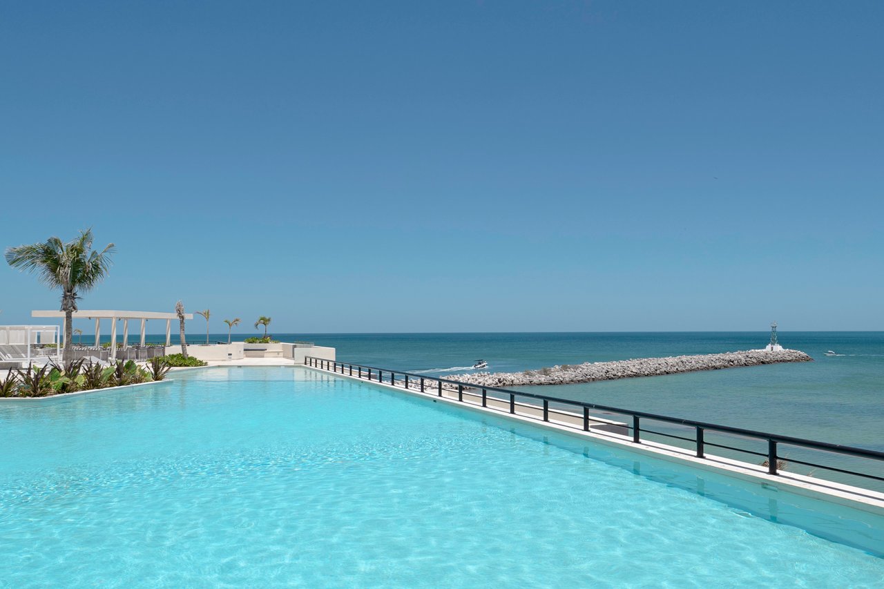 Yucalpetén Resort Marina 