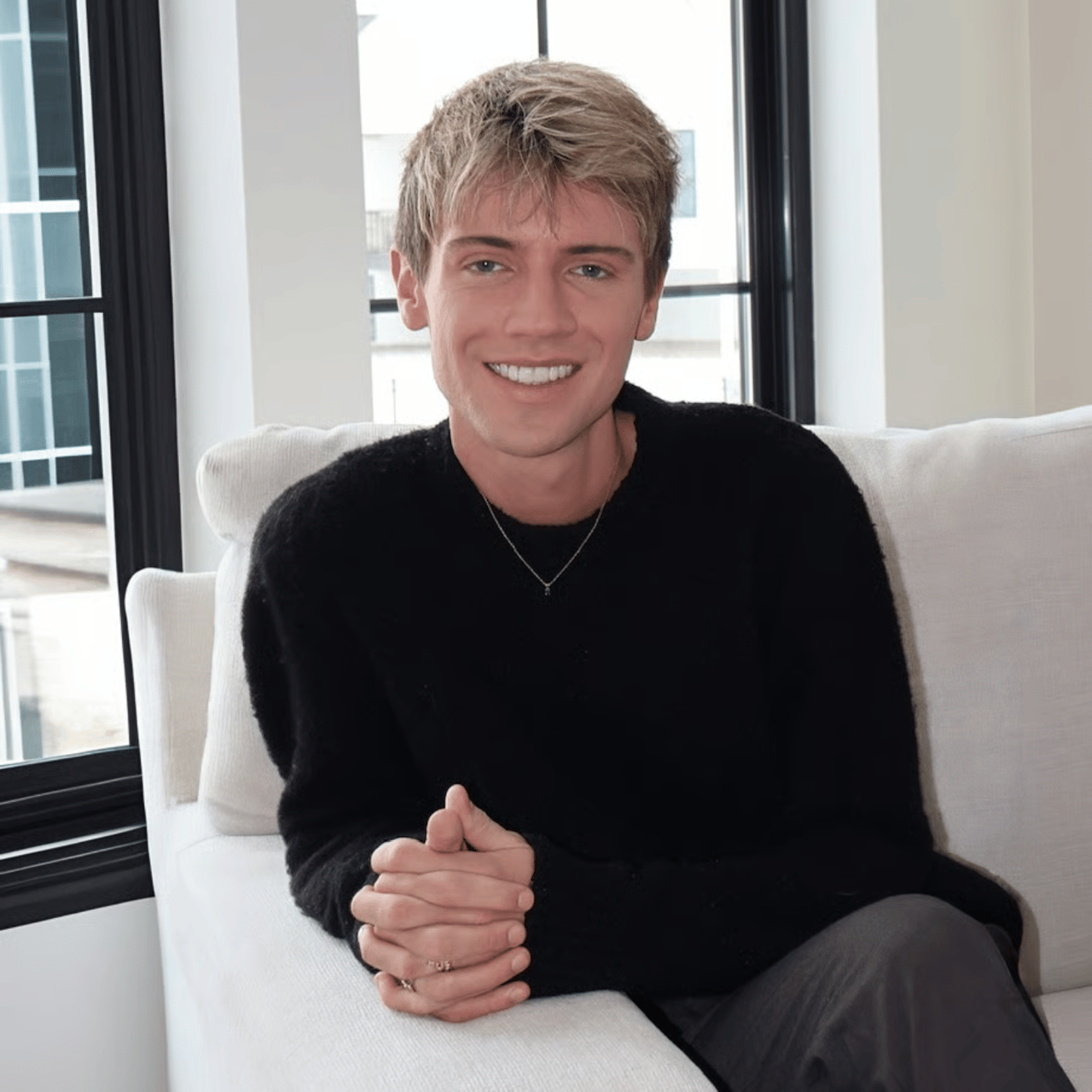 Sean Davis Windsor Heights, IA Real Estate Agent Headshot