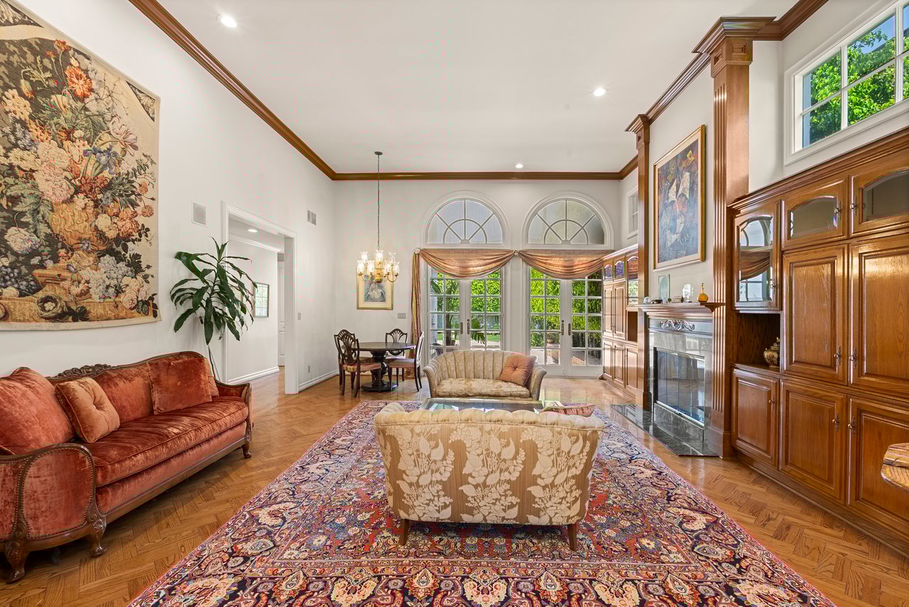 201 N Palm Dr, Beverly Hills 