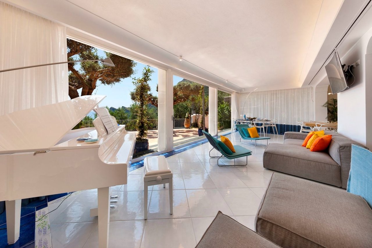 Reintroduce the Villa Bepina