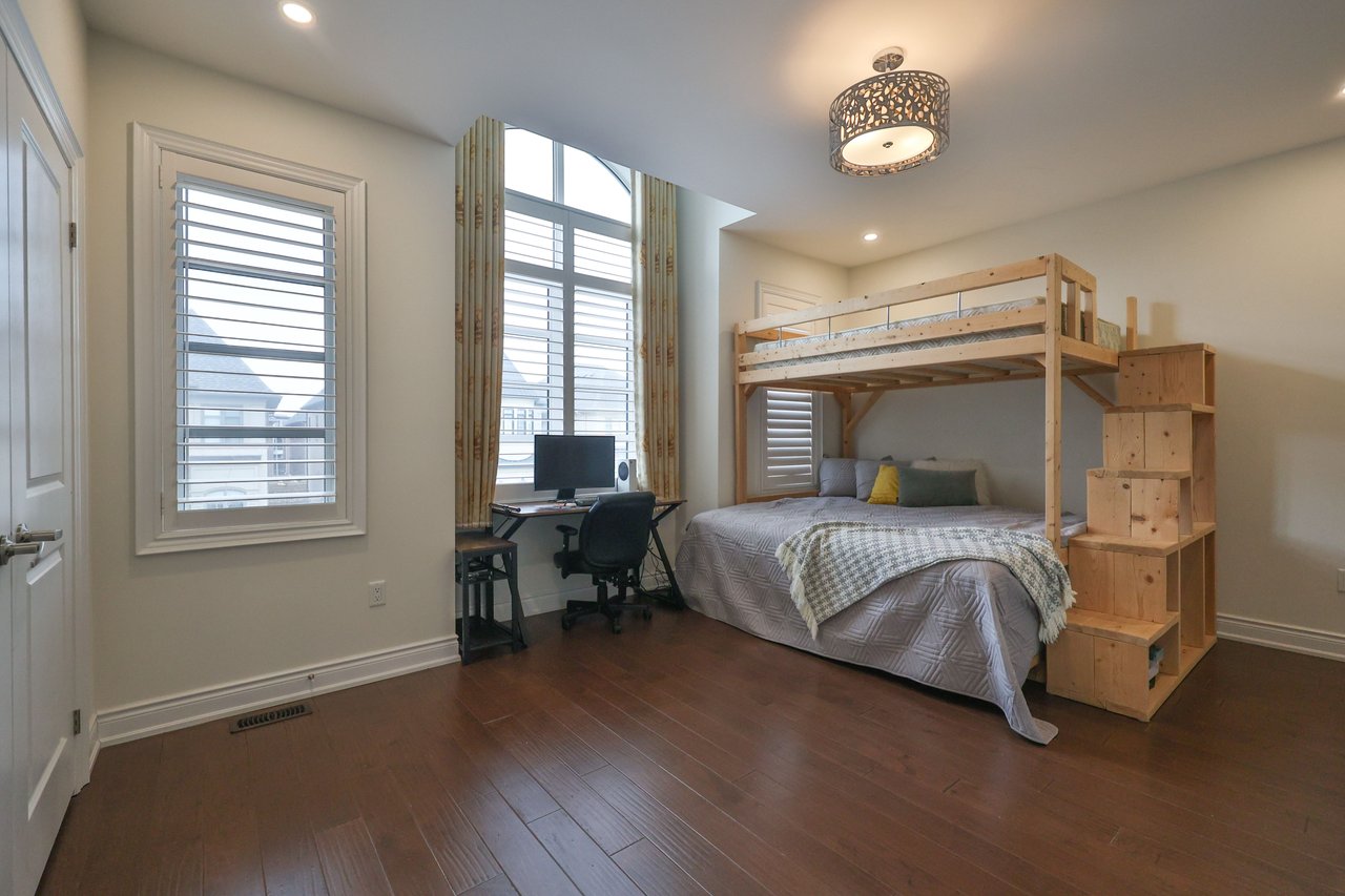 3191 Daniel Way, Oakville