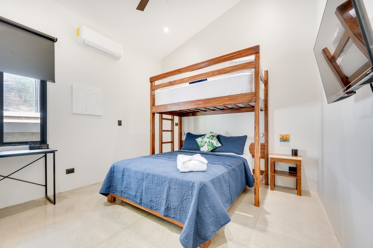 Casa Lubos - Playa Grande - 3 Minutes to Beach
