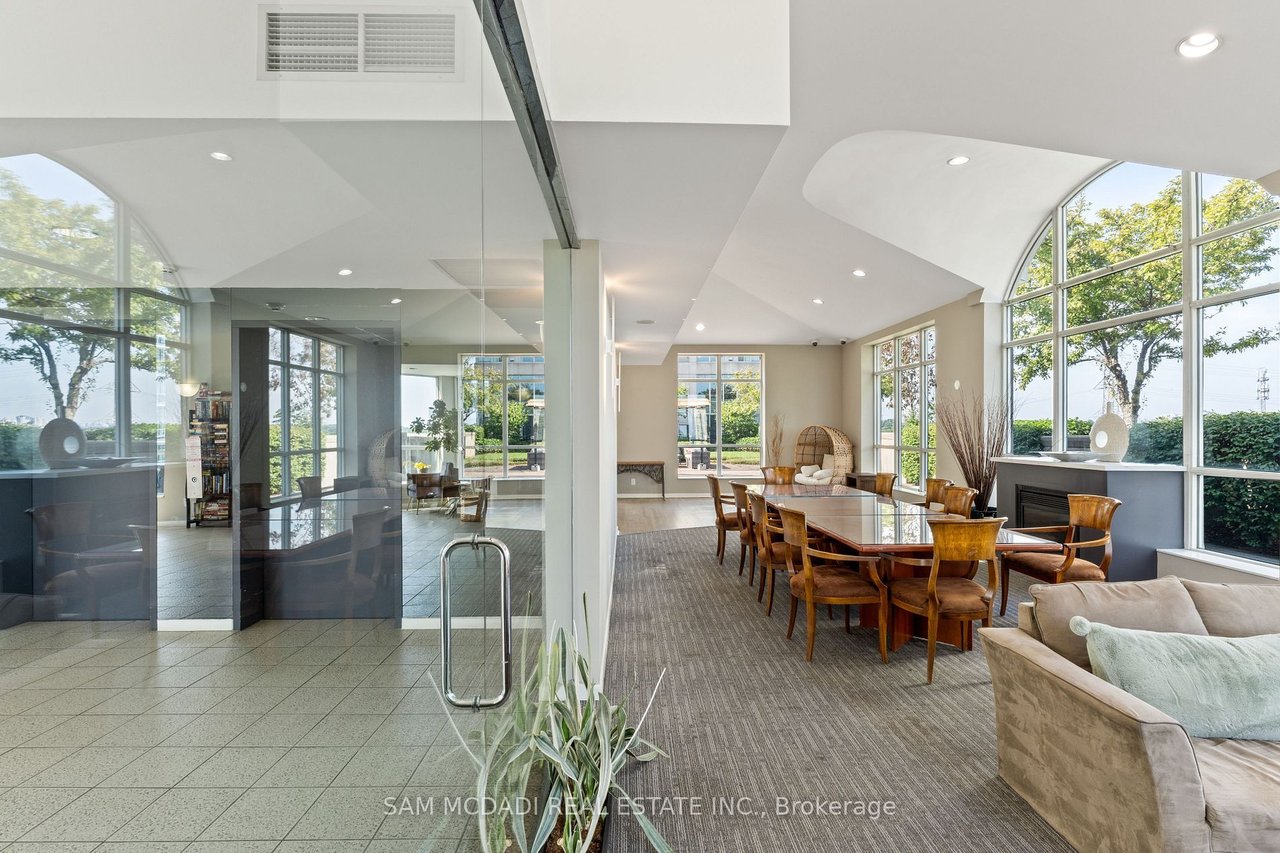 DREAMY TWO-STOREY PENTHOUSE