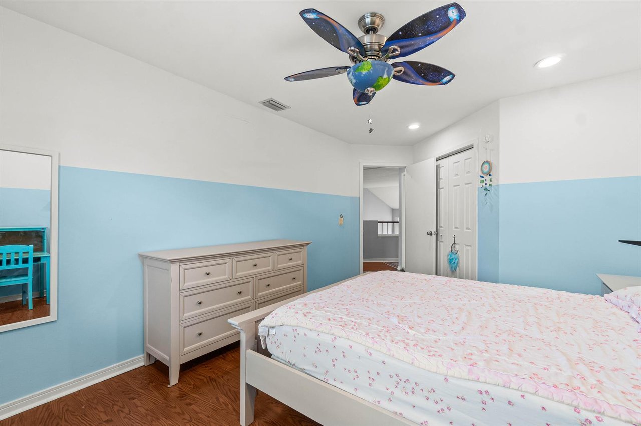 2011 NW 53rd St