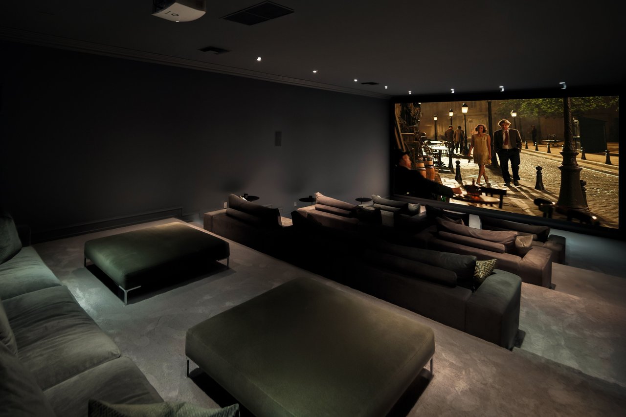 917 N Crescent Dr, Beverly Hills