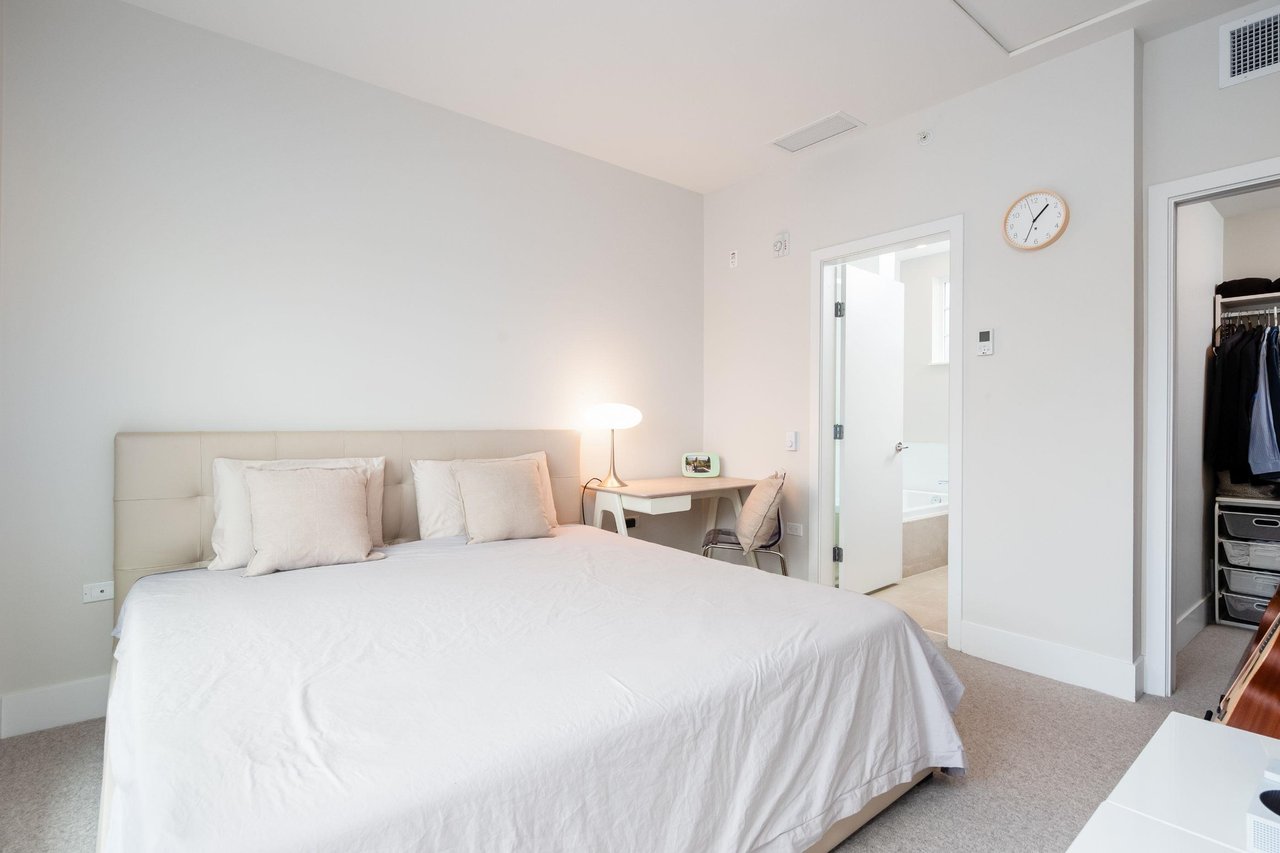 276 W 62nd Ave