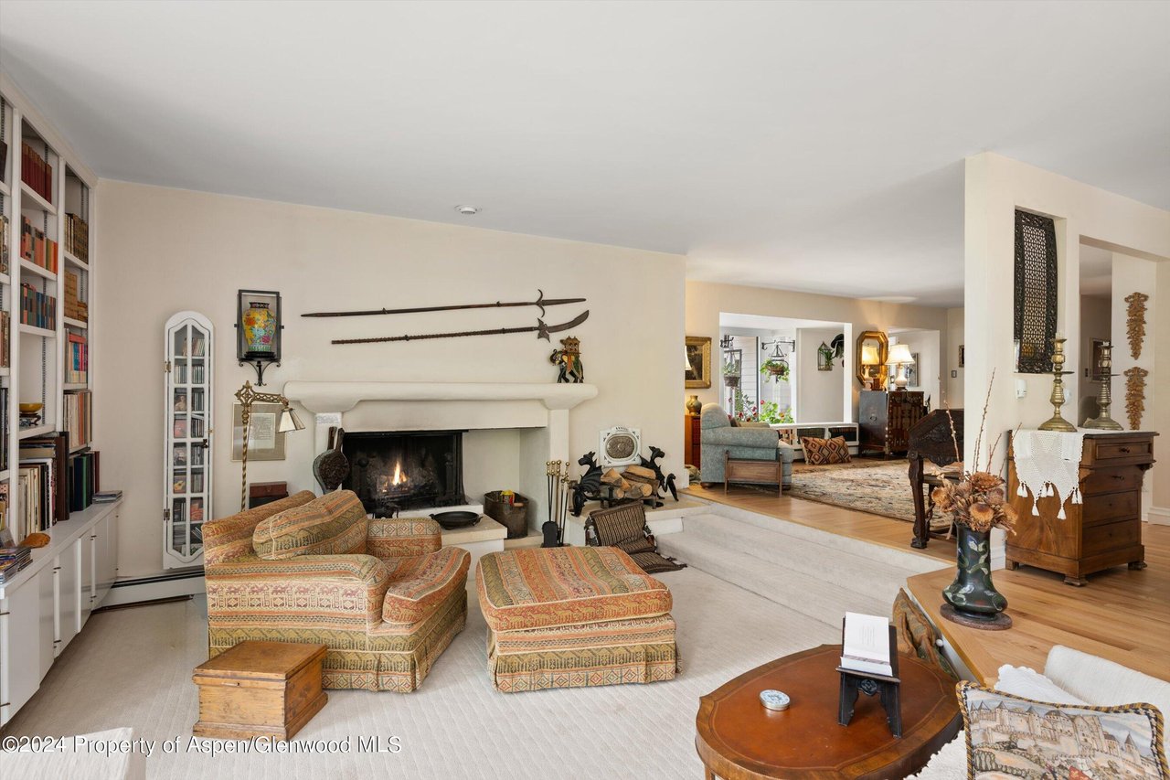 254 Twining Flats Rd
