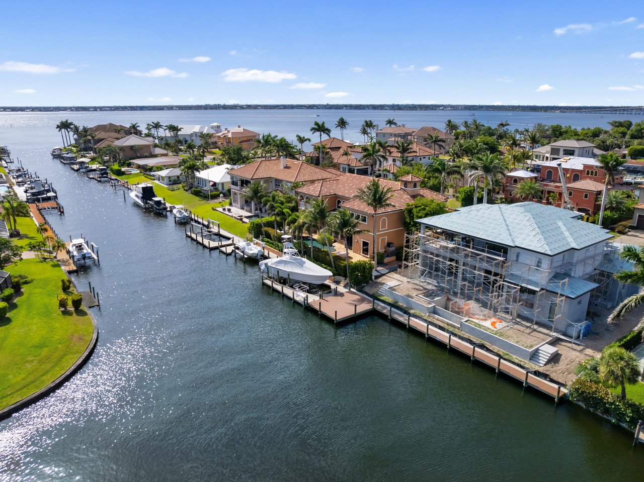 846 Cypress Lake CIR