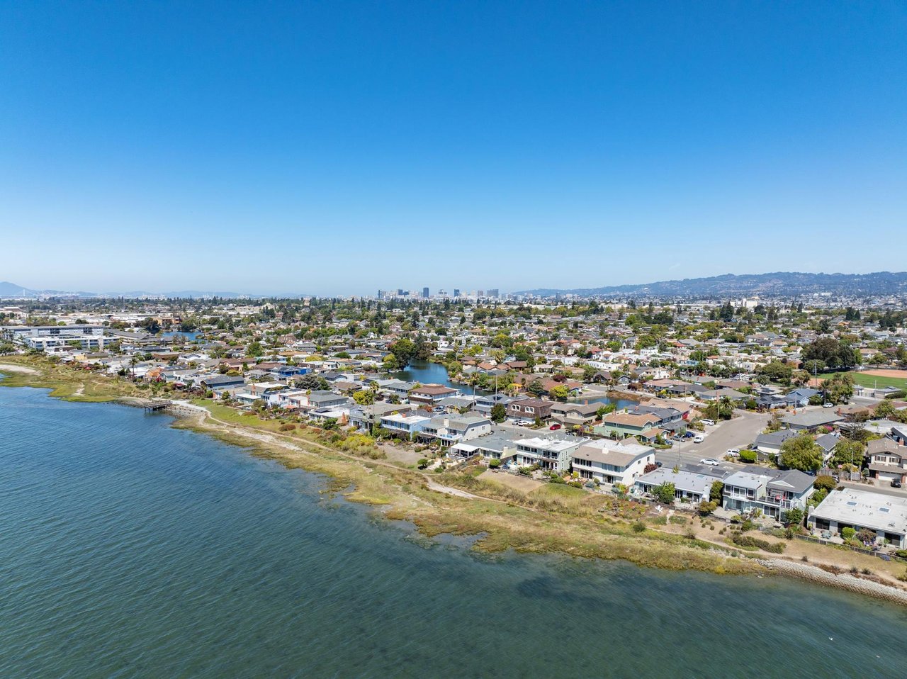 2916 Bayview Drive, Alameda, 94501