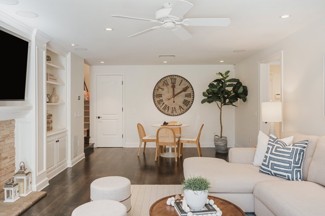 18162 Stratford Circle