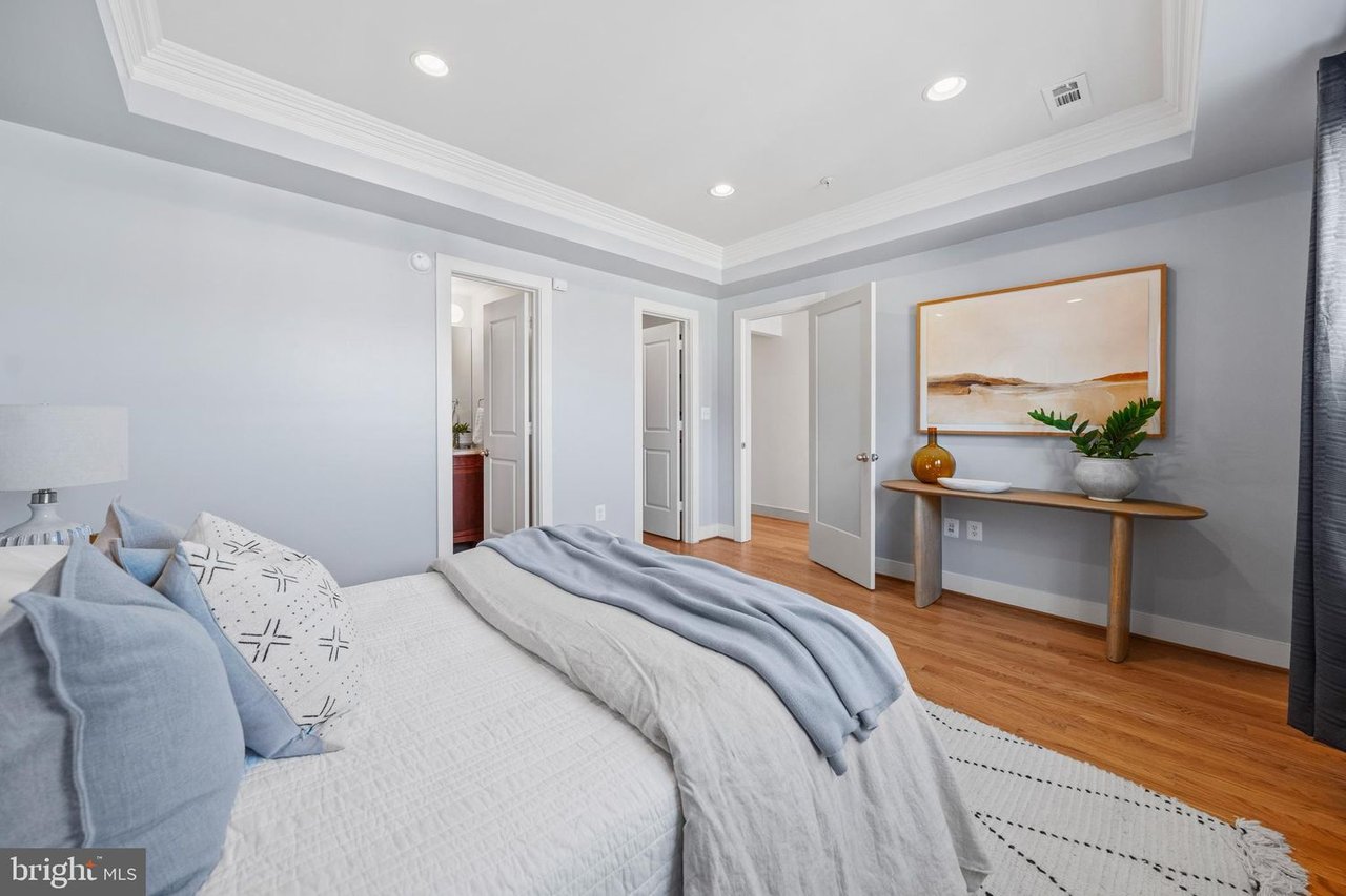 2448 Ontario Rd NW, Unit 4