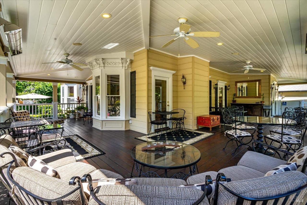 1139 Lincoln Ave, Calistoga