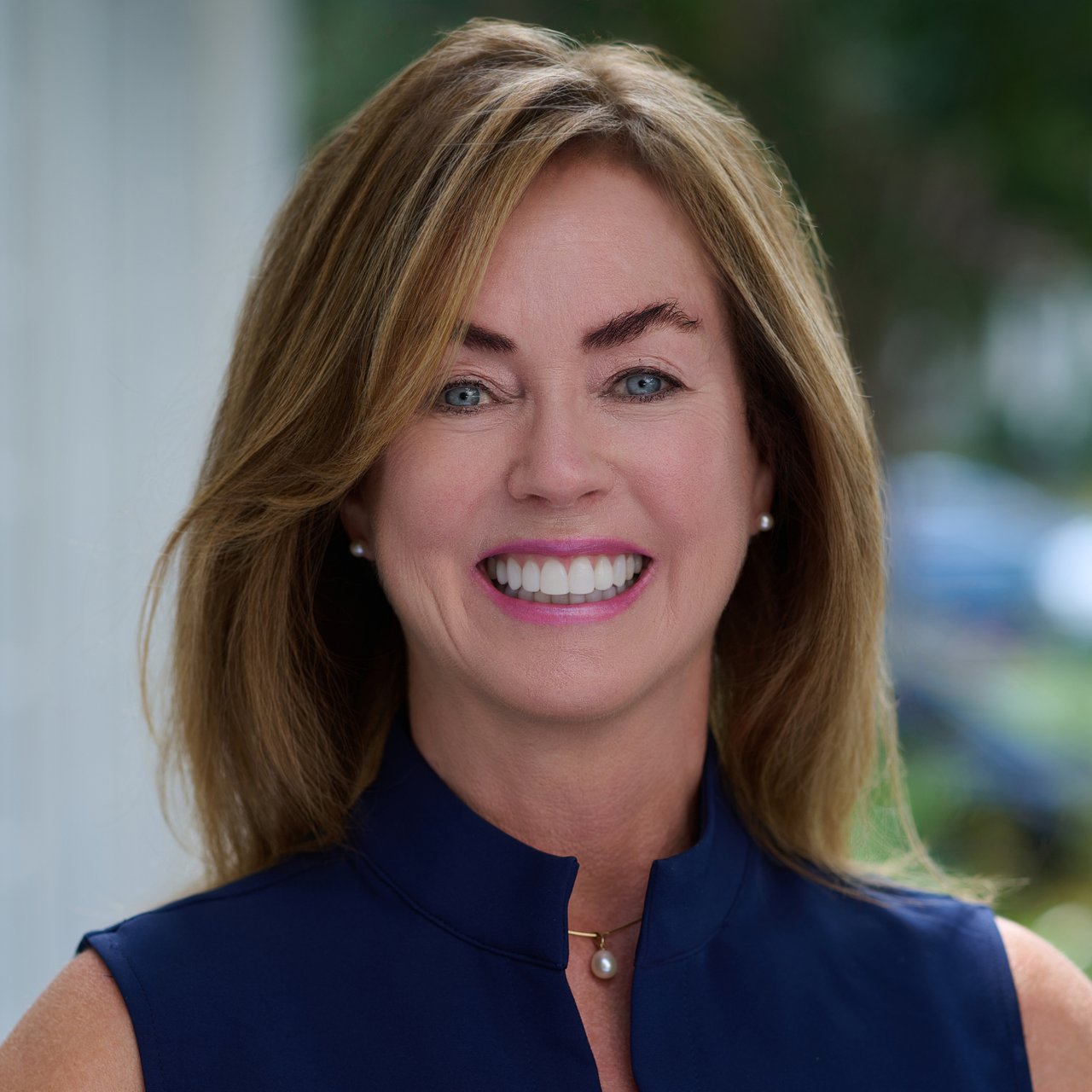 Joan Goode Charlotte, NC Real Estate Agent Headshot